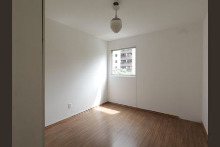 Quarto de apartamento à venda com 2 quartos, 80m² em Jardim Londrina, São Paulo