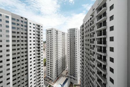 Quarto 1 de apartamento para alugar com 2 quartos, 40m² em Vila Campanela, São Paulo