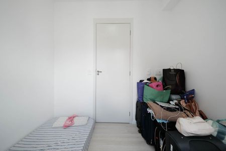 Quarto 1 de apartamento para alugar com 2 quartos, 40m² em Vila Campanela, São Paulo