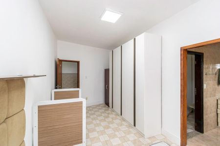 Casa para alugar com 130m², 3 quartos e sem vagaSuíte 1 - Armário