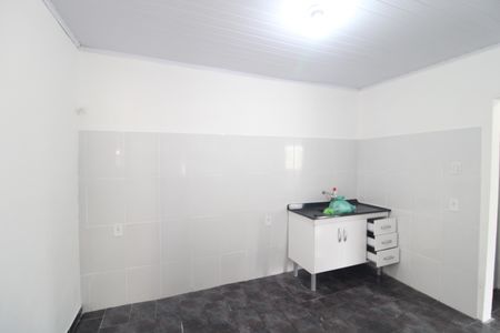Casa para alugar com 50m², 1 quarto e 2 vagasCozinha