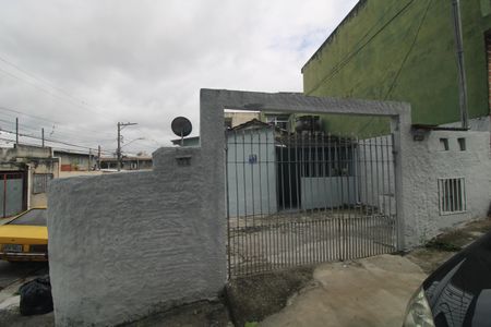 Casa para alugar com 50m², 1 quarto e 2 vagasFachada