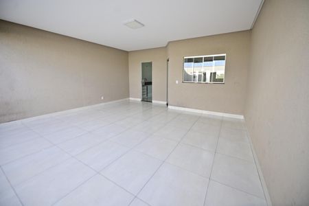 Casa para alugar com 3 quartos, 180m² em Jardim Presidente, Goiânia