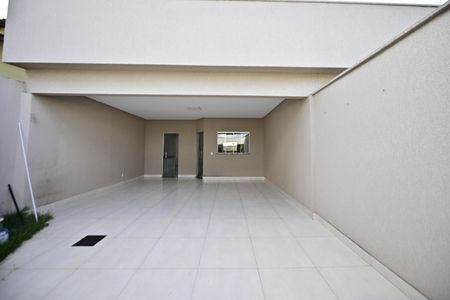 Área comum de casa à venda com 3 quartos, 180m² em Setor Três Marias, Goiânia