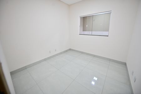 Casa à venda com 180m², 3 quartos e 3 vagas Casa à venda com 180m², 3 quartos e 3 vagasQuarto 1