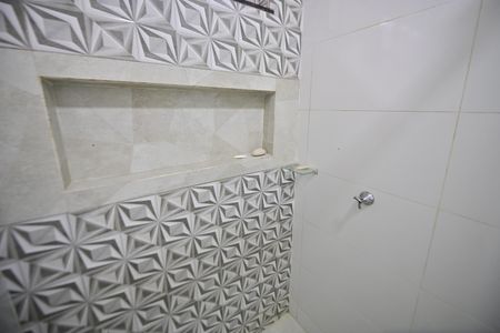 Casa à venda com 180m², 3 quartos e 3 vagas Casa à venda com 180m², 3 quartos e 3 vagasBanheiro