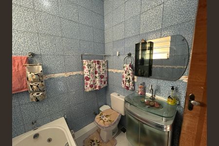 Casa para alugar com 100m², 3 quartos e 1 vagaBanheiro 1