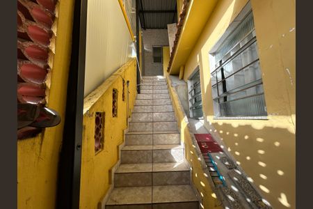 Casa para alugar com 100m², 3 quartos e 1 vagaEscada