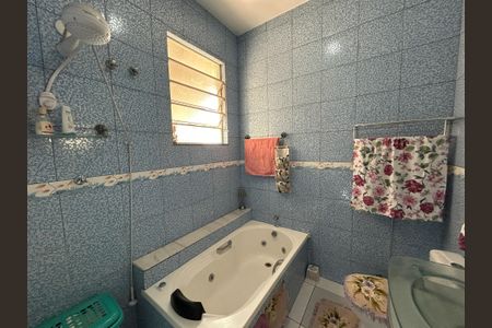 Casa para alugar com 100m², 3 quartos e 1 vagaBanheiro 1