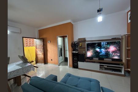 Sala de casa para alugar com 3 quartos, 100m² em Quintino Bocaiúva, Rio de Janeiro