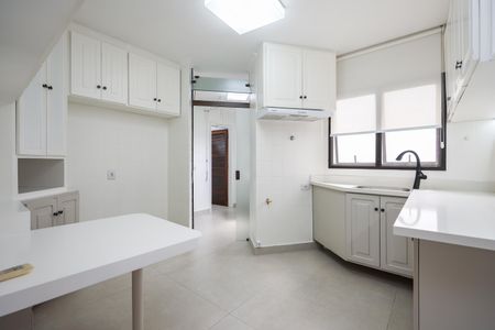 Apartamento para alugar com 108m², 3 quartos e 2 vagasCozinha