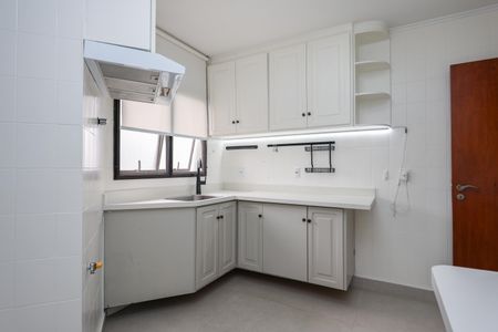 Apartamento para alugar com 108m², 3 quartos e 2 vagasCozinha