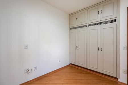 Apartamento para alugar com 108m², 3 quartos e 2 vagasQuarto 3
