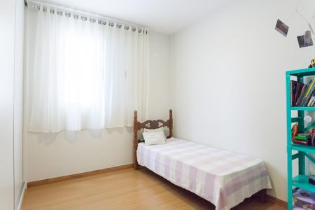 Apartamento à venda com 168m², 3 quartos e 2 vagas Apartamento à venda com 168m², 3 quartos e 2 vagasquarto 1