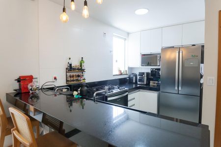 Apartamento à venda com 168m², 3 quartos e 2 vagas Apartamento à venda com 168m², 3 quartos e 2 vagasCozinha