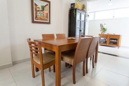 Apartamento à venda com 168m², 3 quartos e 2 vagas Apartamento à venda com 168m², 3 quartos e 2 vagasSala de Jantar