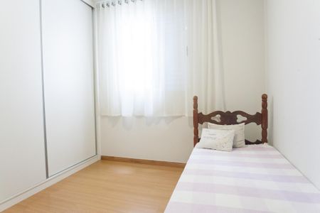 Apartamento à venda com 168m², 3 quartos e 2 vagas Apartamento à venda com 168m², 3 quartos e 2 vagasquarto 1