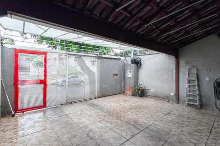 Casa à venda com 196m², 3 quartos e 2 vagas Casa à venda com 196m², 3 quartos e 2 vagasGaragem