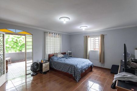 Casa à venda com 196m², 3 quartos e 2 vagas Casa à venda com 196m², 3 quartos e 2 vagasQuarto 3