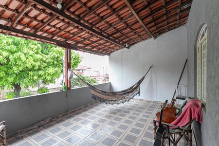 Casa à venda com 196m², 3 quartos e 2 vagas Casa à venda com 196m², 3 quartos e 2 vagasVaranda do quarto 3