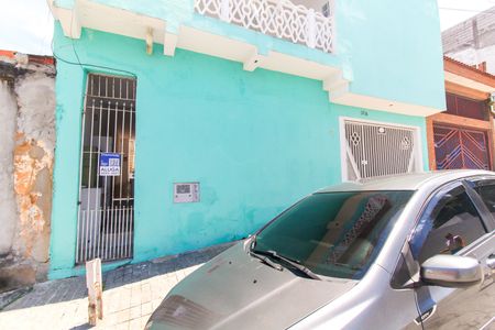 Casa para alugar com 45m², 2 quartos e sem vaga Casa para alugar com 45m², 2 quartos e sem vagaFachada + Placa