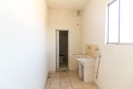 Casa para alugar com 45m², 2 quartos e sem vaga Casa para alugar com 45m², 2 quartos e sem vagaÁrea de Serviço