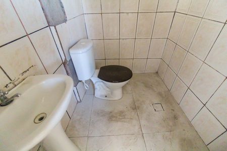 Casa para alugar com 45m², 2 quartos e sem vaga Casa para alugar com 45m², 2 quartos e sem vagaBanheiro