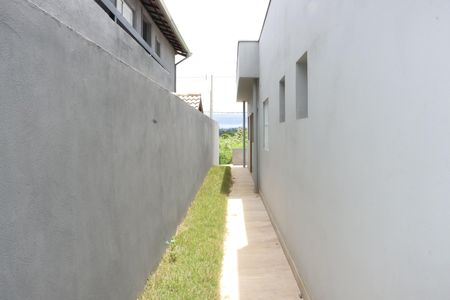 Casa para alugar com 2 quartos, 60m² em Aguassai, Cotia