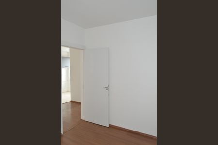 Quarto 1 de apartamento para alugar com 2 quartos, 42m² em Ipiranga, Ribeirão Preto