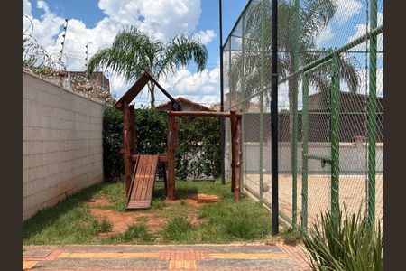 Apartamento para alugar com 42m², 2 quartos e 1 vaga Apartamento para alugar com 42m², 2 quartos e 1 vagaÁrea comum - Playground