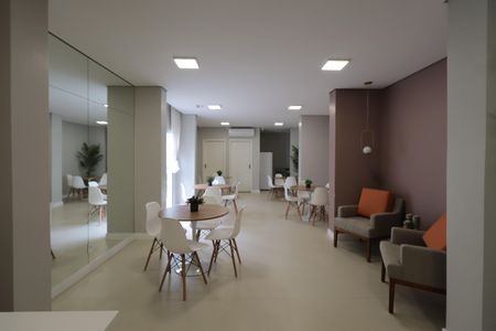 Apartamento para alugar com 34m², 2 quartos e sem vagaÁrea comum - Salão de festas