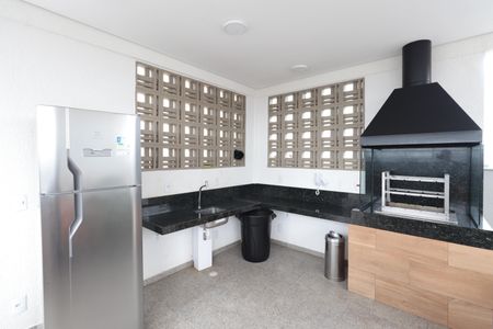 Apartamento para alugar com 34m², 2 quartos e sem vagaÁrea comum - Churrasqueira