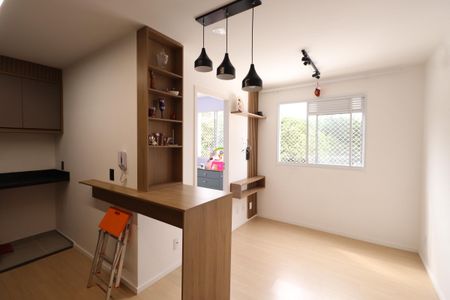 Sala de apartamento para alugar com 2 quartos, 34m² em Chácara Seis de Outubro, São Paulo