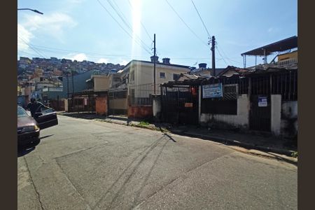Casa à venda com 53m², 1 quarto e 1 vaga Casa à venda com 53m², 1 quarto e 1 vagaVista da rua