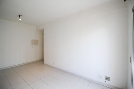 Sala de apartamento para alugar com 2 quartos, 65m² em Indianópolis, São Paulo