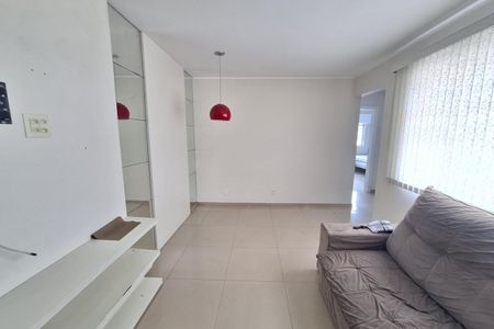Sala de casa para alugar com 2 quartos, 77m² em Parque Lafaiete, Duque de Caxias