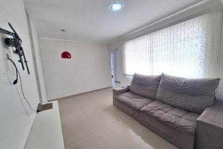 Casa para alugar com 2 quartos, 77m² em Parque Lafaiete, Duque de Caxias