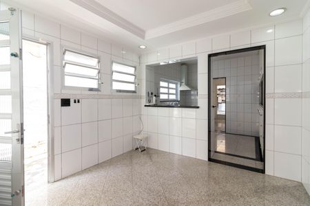 Casa à venda com 197m², 4 quartos e 1 vaga Casa à venda com 197m², 4 quartos e 1 vagaSala de Jantar