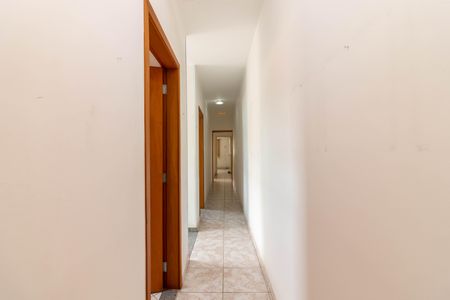 Casa à venda com 197m², 4 quartos e 1 vaga Casa à venda com 197m², 4 quartos e 1 vagaCorredor dos Quartos