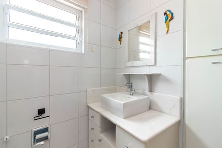 Casa à venda com 197m², 4 quartos e 1 vaga Casa à venda com 197m², 4 quartos e 1 vagaBanheiro 1