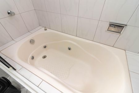 Casa à venda com 197m², 4 quartos e 1 vaga Casa à venda com 197m², 4 quartos e 1 vagaBanheiro 2