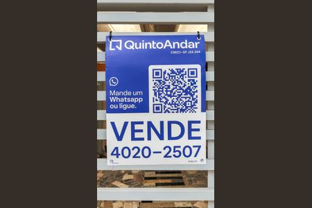 Casa à venda com 197m², 4 quartos e 1 vaga Casa à venda com 197m², 4 quartos e 1 vagaKHDC-213