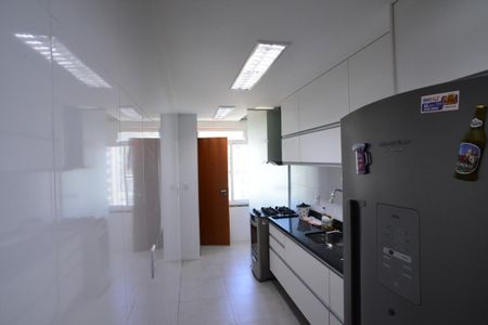 Apartamento à venda com 81m², 2 quartos e 1 vagaCozinha