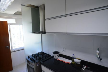 Apartamento à venda com 81m², 2 quartos e 1 vagaCozinha