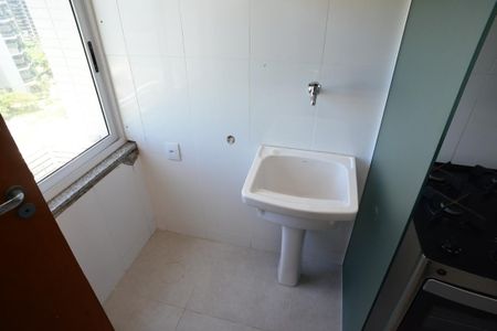 Apartamento à venda com 81m², 2 quartos e 1 vagaÁrea de Serviço