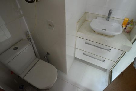 Apartamento à venda com 81m², 2 quartos e 1 vagaBanheiro da Suíte