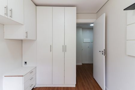 Quarto 1 de apartamento para alugar com 2 quartos, 39m² em Vila Butantã, São Paulo