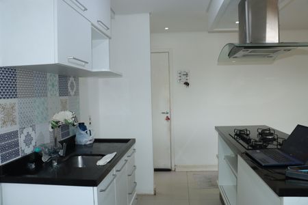Apartamento para alugar com 65m², 2 quartos e 1 vagaSala/Cozinha