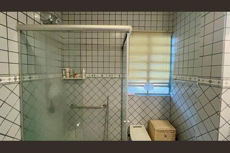 Apartamento para alugar com 110m², 3 quartos e sem vagaBanheiro