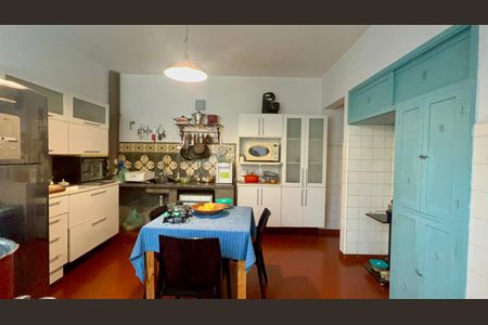 Apartamento para alugar com 110m², 3 quartos e sem vagaCozinha